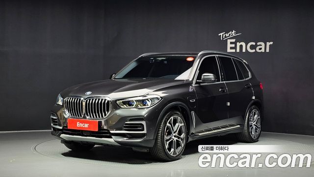 BMW X5 2022 — photo 1