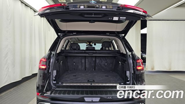 BMW X5 2022 — photo 26
