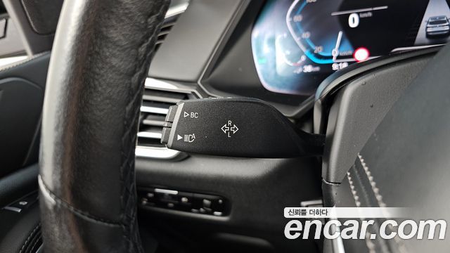 BMW X5 2022 — photo 30