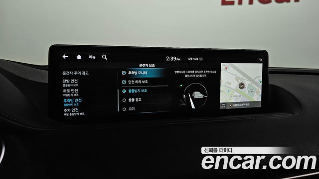 Genesis G80 2022 — photo 24