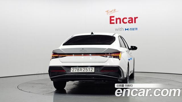 Hyundai AVANTE 2024 — photo 4