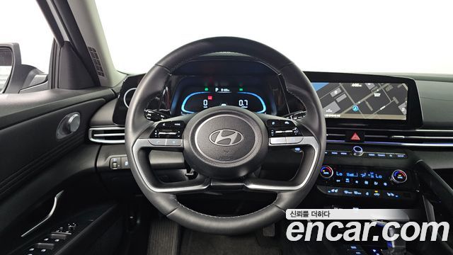 Hyundai AVANTE 2024 — photo 18