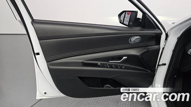 Hyundai AVANTE 2024 — photo 14