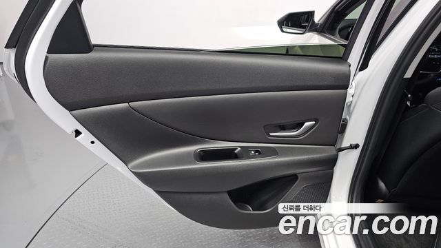 Hyundai AVANTE 2024 — photo 15