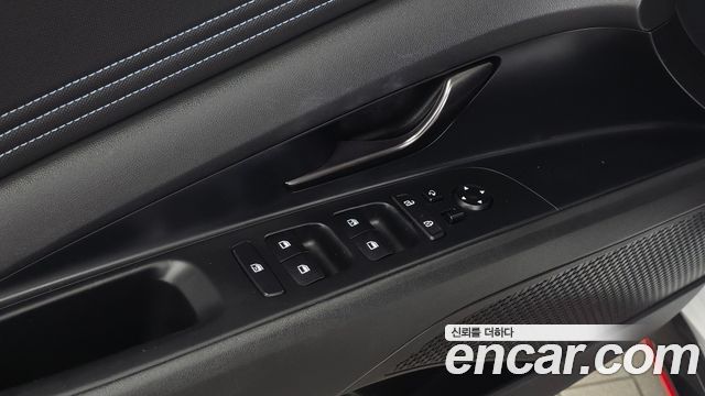 Hyundai AVANTE 2022 — photo 27