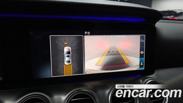 Mercedes-Benz E-Class 2019 — photo 21