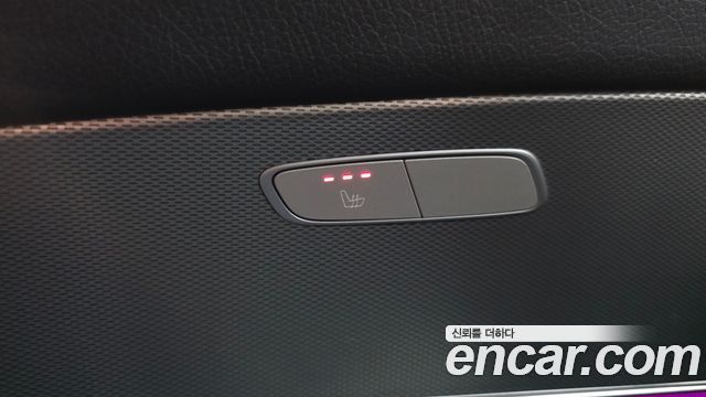 Mercedes-Benz E-Class 2019 — photo 27