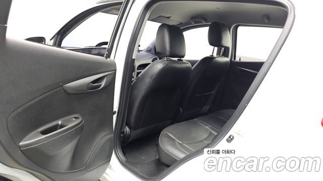 Chevrolet Korea Spark 2017 — photo 11