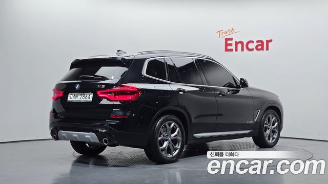 BMW X3 2018 — photo 2