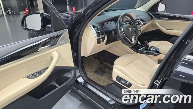 BMW X3 2018 — photo 13