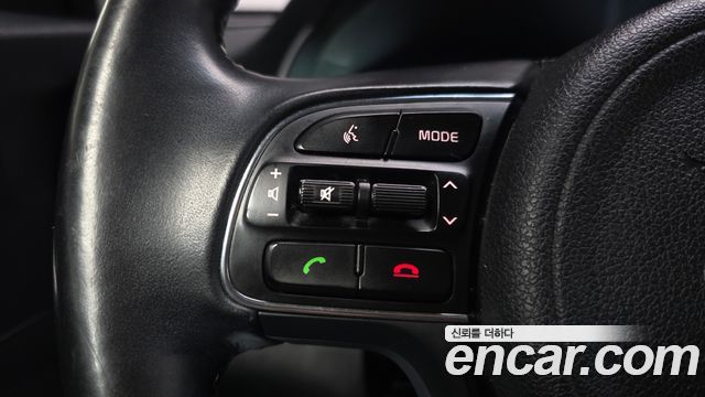 Kia Niro 2017 — photo 29