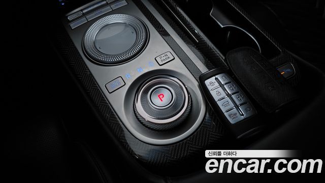 Genesis G80 2022 — photo 12
