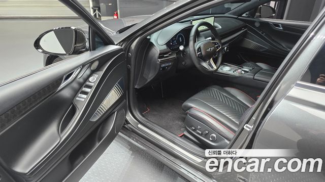 Genesis G80 2022 — photo 13