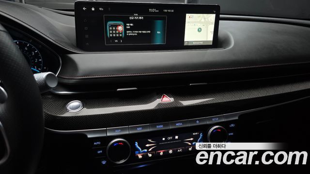 Genesis G80 2022 — photo 33