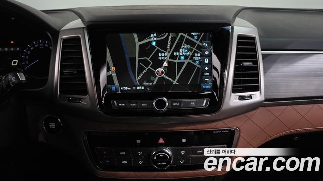 KG Mobility Rexton 2018 — photo 14