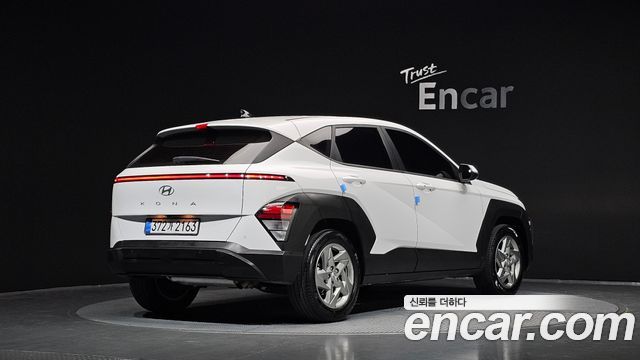 Hyundai Kona 2023 — photo 2