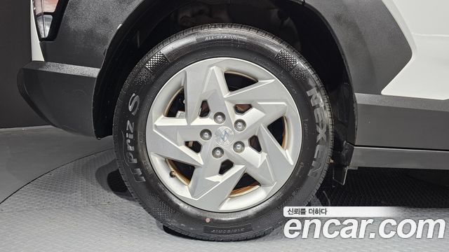 Hyundai Kona 2023 — photo 5