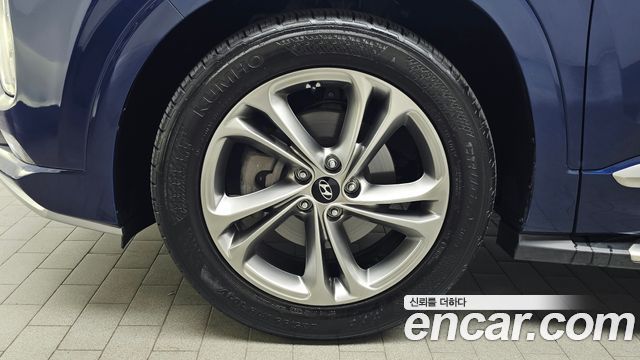 Hyundai Santafe 2019 — photo 5