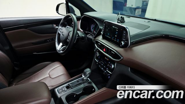 Hyundai Santafe 2019 — photo 25