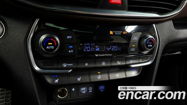 Hyundai Santafe 2019 — photo 32