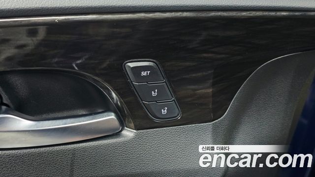 Hyundai Santafe 2019 — photo 35
