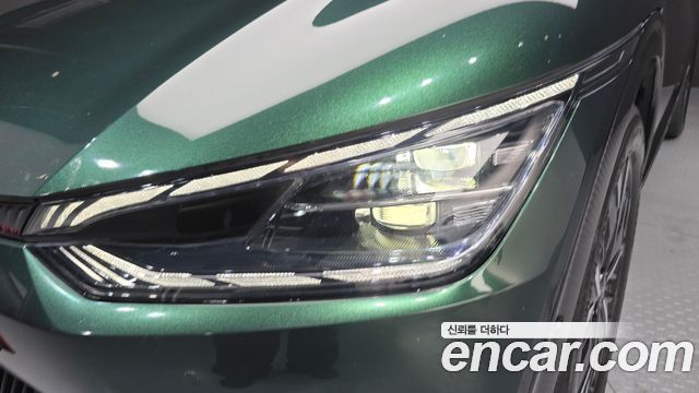 Kia EV6 2022 — photo 8