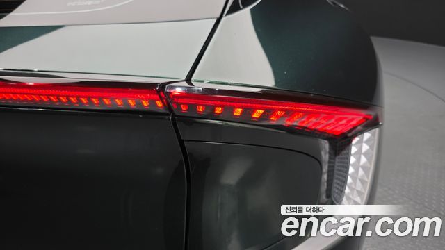 Kia EV6 2022 — photo 9