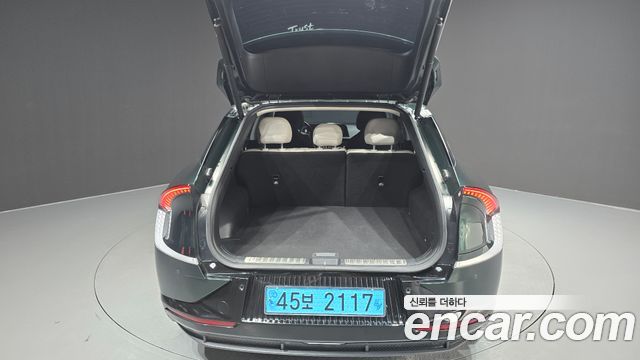 Kia EV6 2022 — photo 27