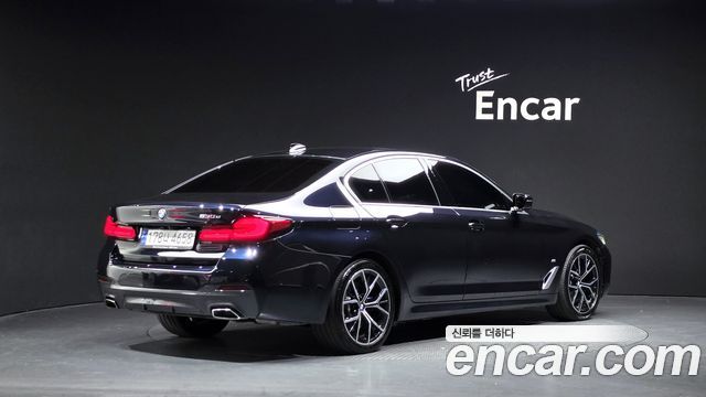 BMW 5-Series 2021 — photo 2