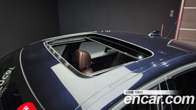 BMW 5-Series 2021 — photo 23