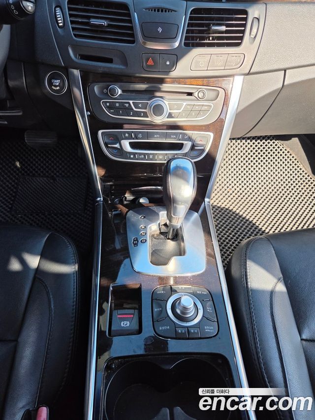 Renault Korea SM5  2010 — photo 9