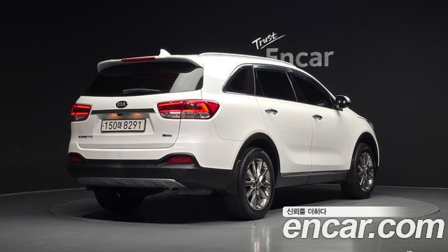 Kia Sorento 2015 — photo 2