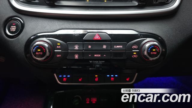 Kia Sorento 2015 — photo 22