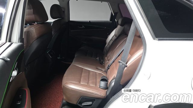 Kia Sorento 2015 — photo 16