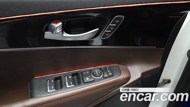 Kia Sorento 2015 — photo 31