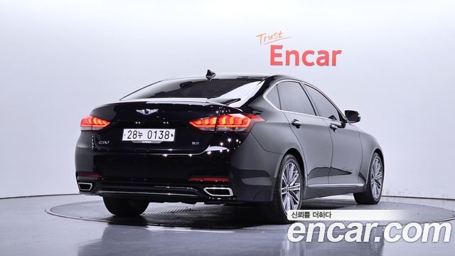 Genesis G80 2017 — photo 2