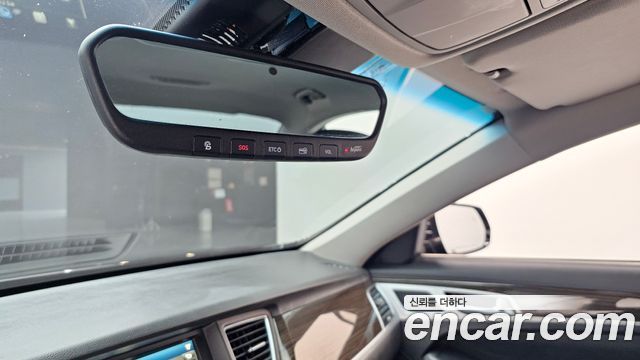Genesis G80 2017 — photo 25