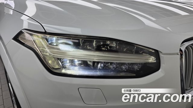 Volvo XC90 2017 — photo 8