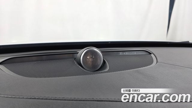 Volvo XC90 2017 — photo 30