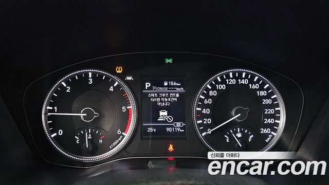 Hyundai Santafe 2019 — photo 11