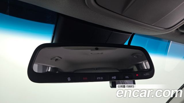 Hyundai Santafe 2019 — photo 25