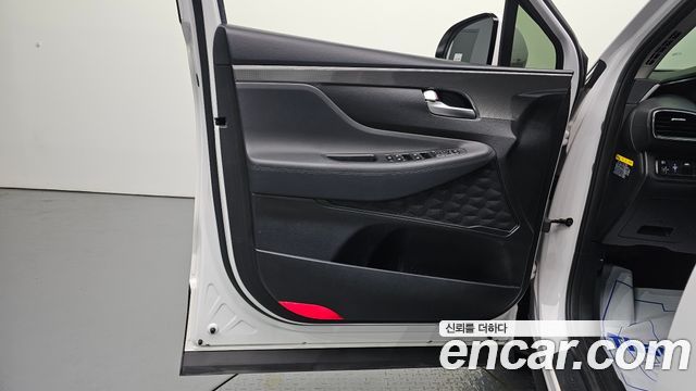 Hyundai Santafe 2019 — photo 14