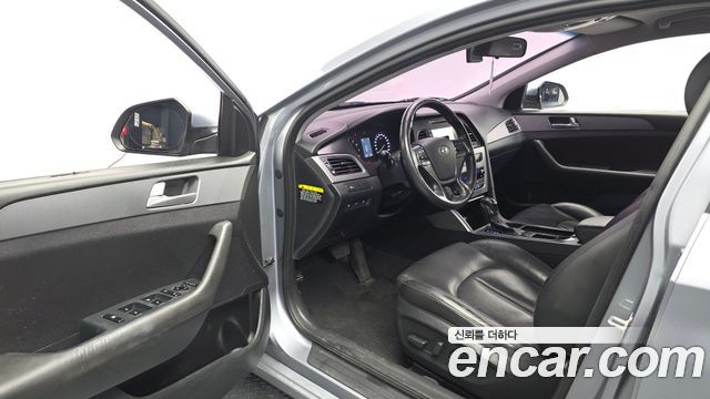 Hyundai Sonata 2017 — photo 13