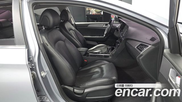 Hyundai Sonata 2017 — photo 17