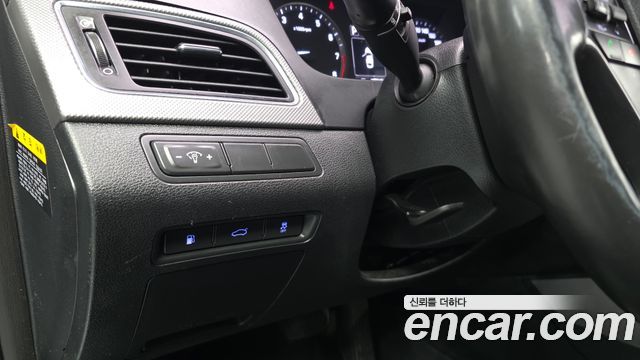 Hyundai Sonata 2017 — photo 24