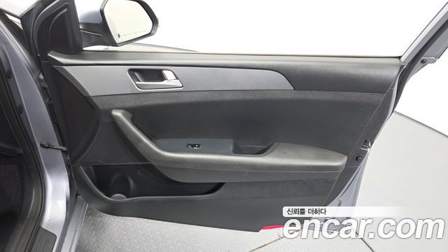 Hyundai Sonata 2017 — photo 14