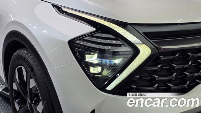 Kia Sportage 2022 — photo 8