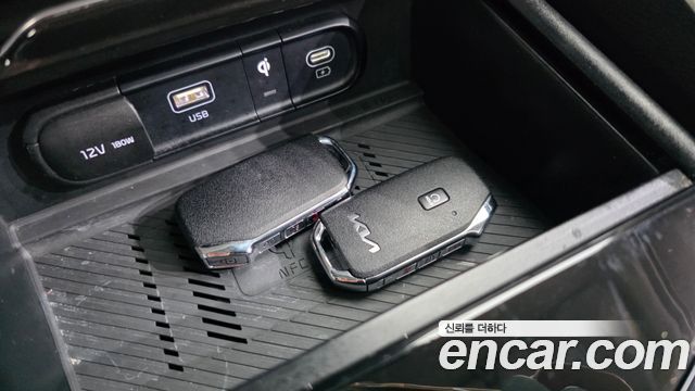 Kia Sportage 2022 — photo 28