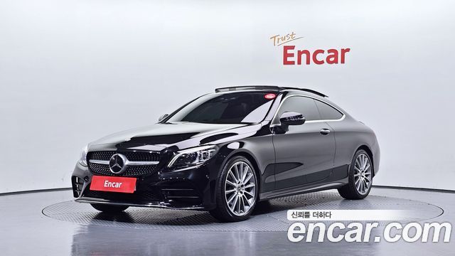 Mercedes-Benz C-Class 2023 — photo 1