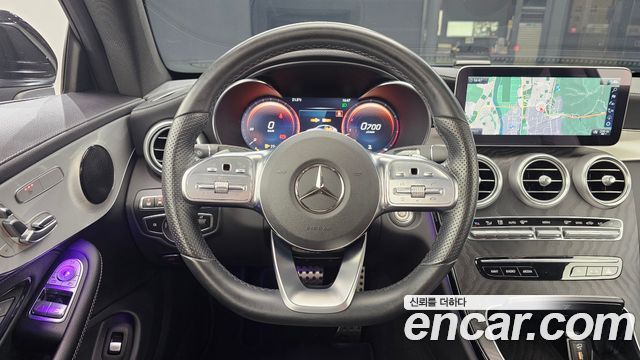 Mercedes-Benz C-Class 2023 — photo 18